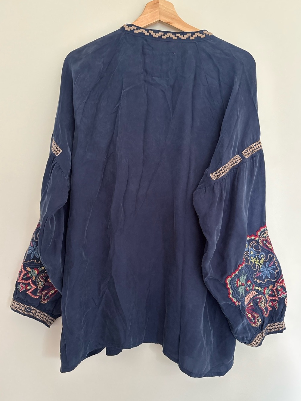 Johnny Was Biya embroidered blouse - Picture 6 of 6